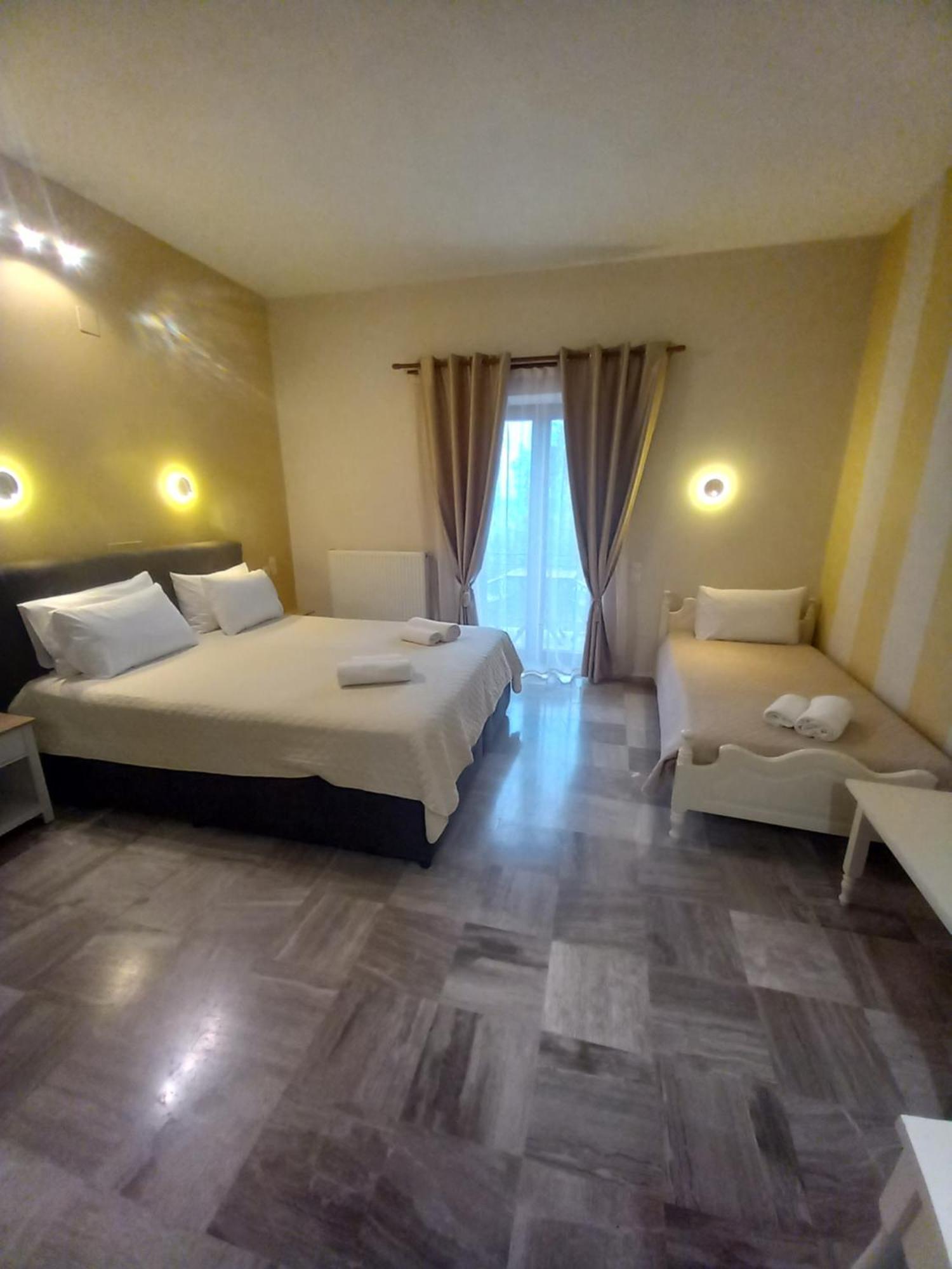 Hermes Hotel Митимна Экстерьер фото