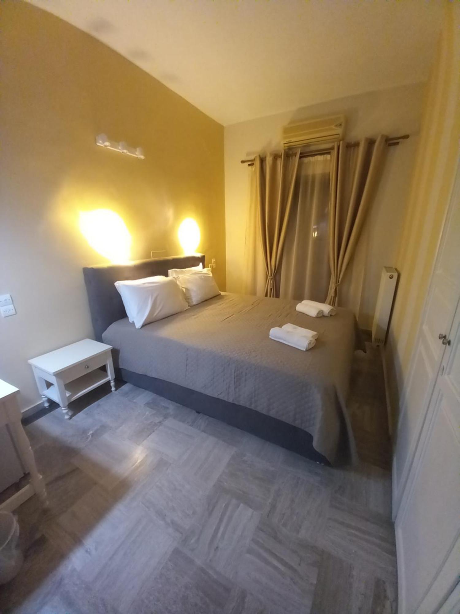 Hermes Hotel Митимна Экстерьер фото