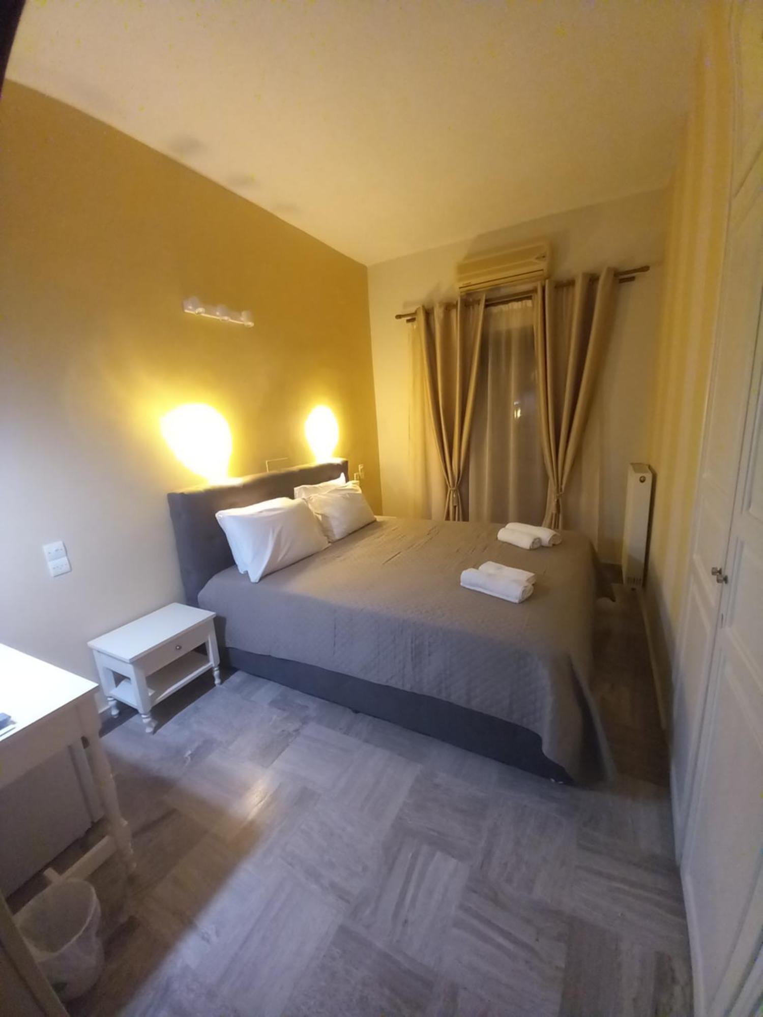 Hermes Hotel Митимна Экстерьер фото